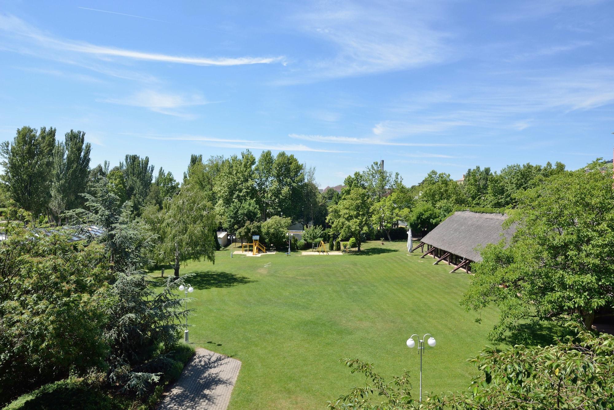 Danubius Hotel Annabella Balatonfüred Buitenkant foto