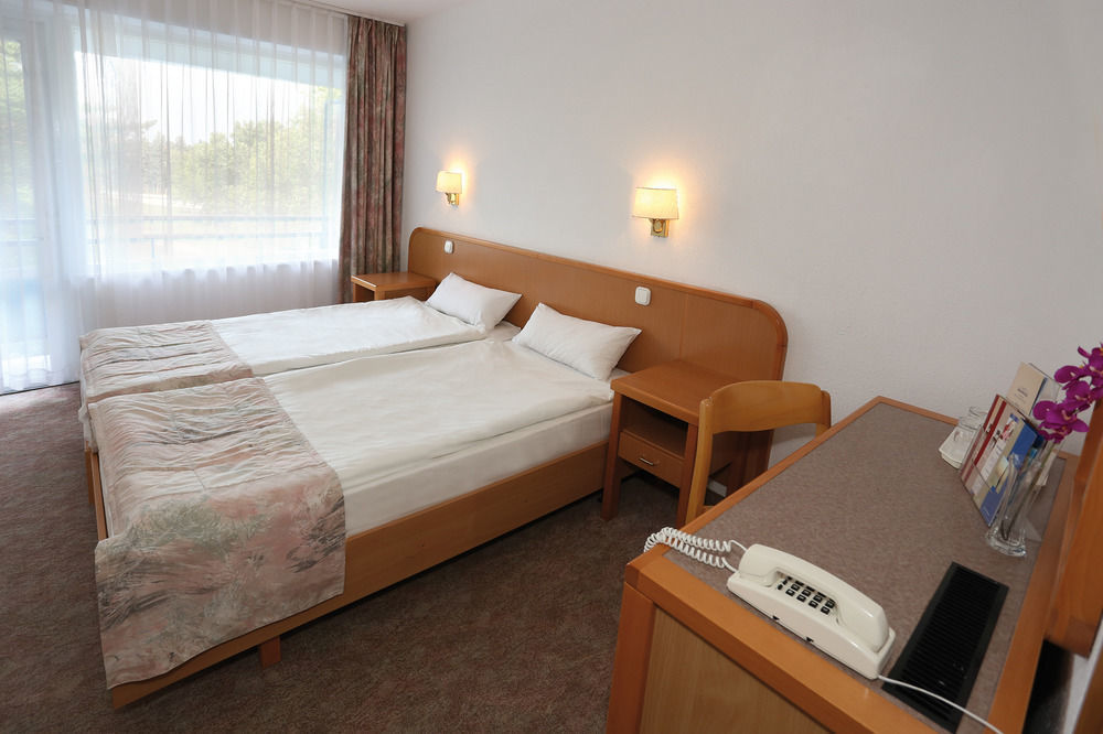 Danubius Hotel Annabella Balatonfüred Buitenkant foto